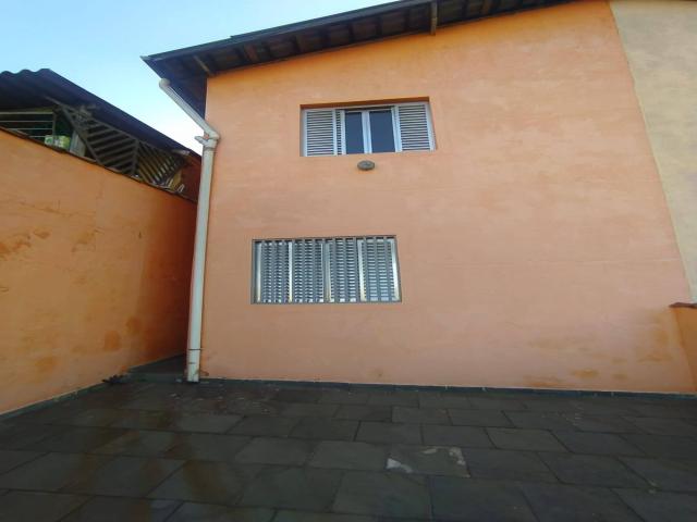 Casa para Venda em Santo André - 3